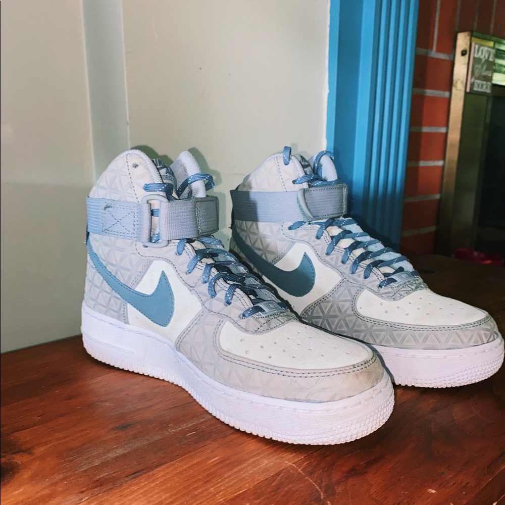Nike Air Force I (2016)
